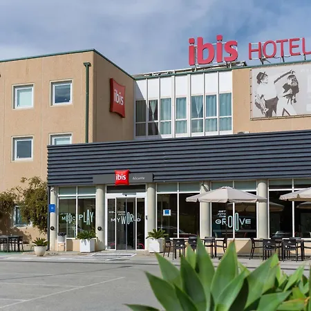 Hotel Ibis *